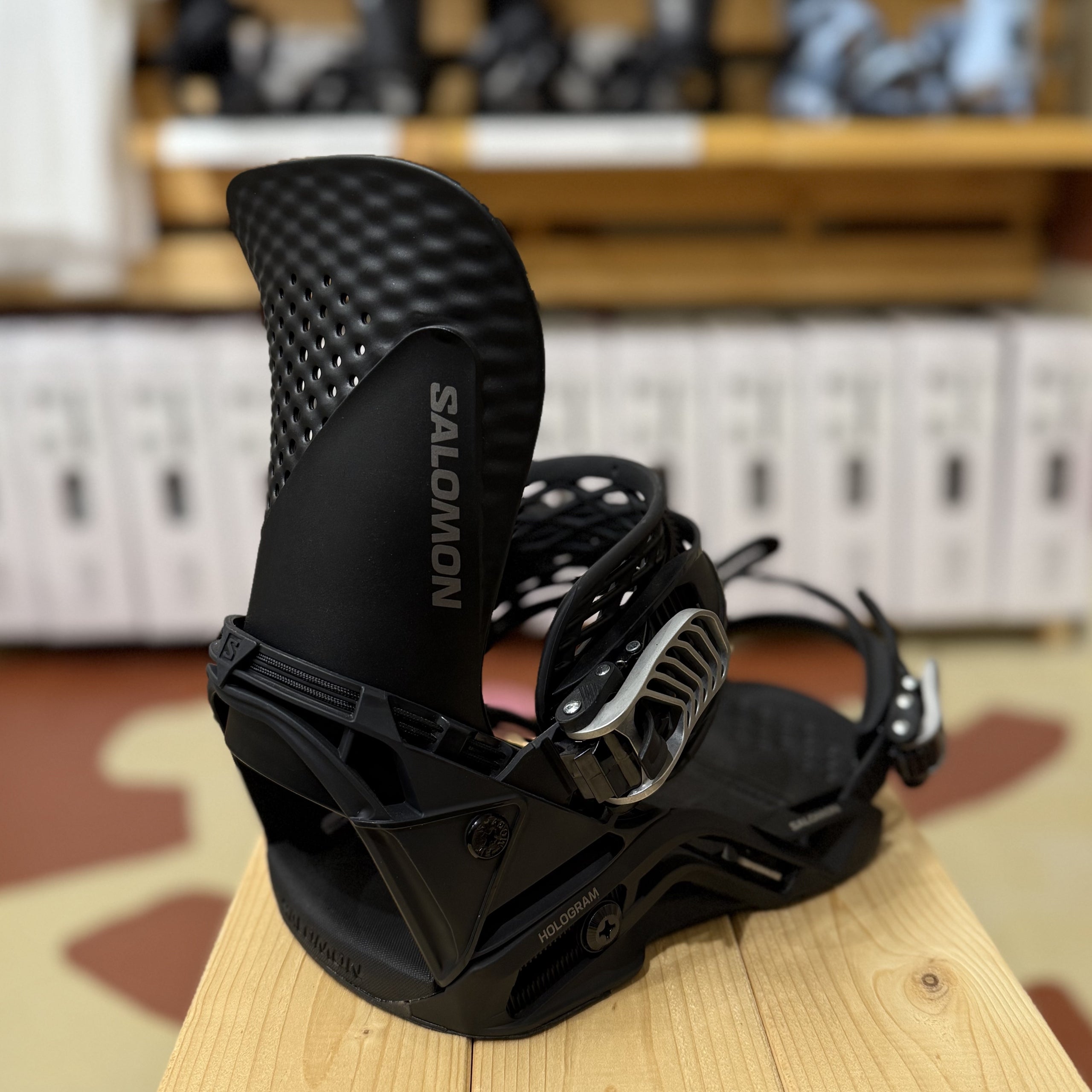 24~25hologram | SECRET FORT